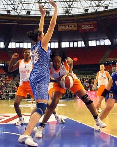 Holdsclaw, el regreso de una estrella