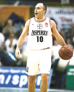 ¿Qué pasa con el  viejo <i>teammate</i> de Shaq: Mike Hansen?