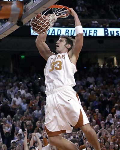 Brian Boddicker completa la pareja de extracomunitarios del Grupo Capitol