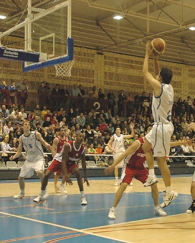 David Martínez y Chus Benito renuevan por el CB Prat