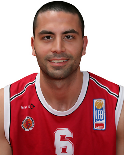 El RICOH Manresa consigue mantener al base Javi Rodríguez