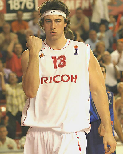 El Ricoh consigue retener a una de las sensaciones del año pasado, Craig Callahan, y ahora busca un alero fundamental