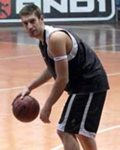 El Real Madrid confirma el fichaje de Mikhalis Pelekanos