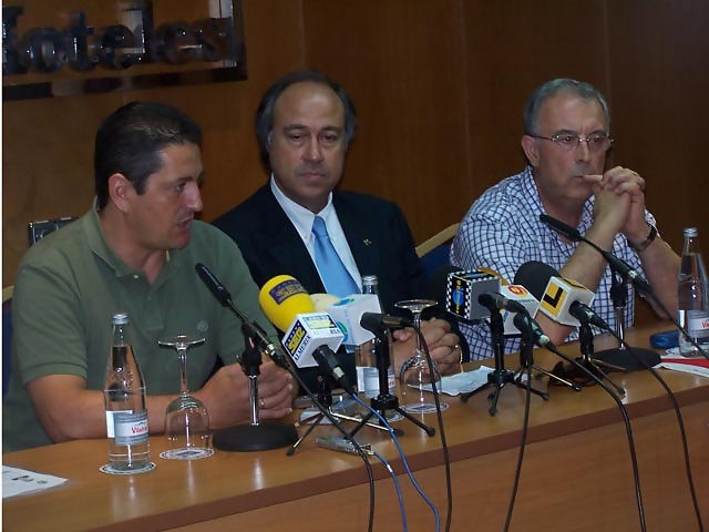 El CB Blanes Almería presenta a Eugenio Llera como técnico y anuncia sus primeros fichajes