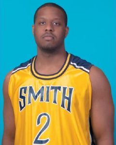 Akasvayu Vic completa su juego interior con su segundo extracomunitario y un 2,20 m.