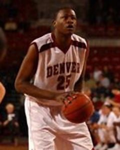 Yemi Nicholson, a Los Barrios