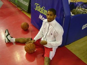 Charlie Bell abandona el Leche Río Breogán