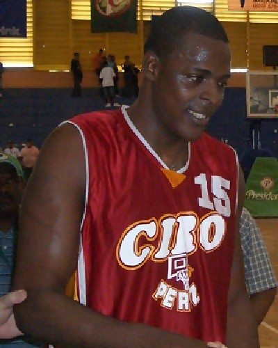 Reggie Charles y Manuel Guzmán, dos dominicanos para el Imaje Sabadell Gapsa