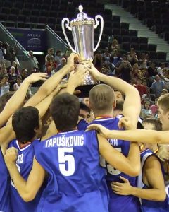 Europeo sub-18: El carácter serbio, triunfador en la jornada final. Letonia confirmó su papel de equipo revelación (+ galería de fotos)