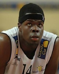 Ales Primc se queda y Zach Williams cierra la plantilla del COB