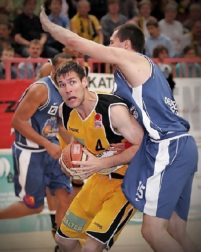 Matt Kiefer, la alternativa a Slim Millien en el Farho Gijón