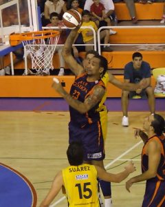 Torneo de la CAM (con galería de fotos): Sensaciones del primer partido