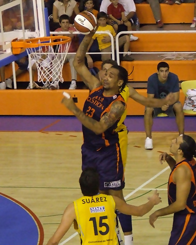 Torneo de la CAM (con galería de fotos): Sensaciones del primer partido