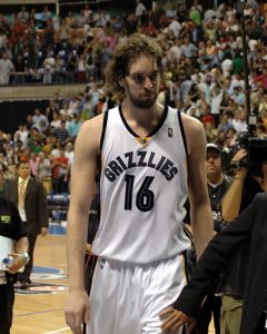 Pau Gasol, a los Lakers; Marc, a Memphis