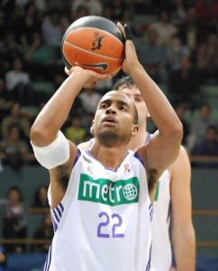 EL-J14 (II); Bullock salió, tiró y venció mientras Trías atrapa 20 rebotes