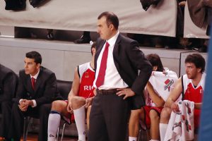 Jaume Ponsarnau compara el juego del Axa Barça de Pascual con el de Ivanovic