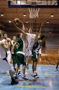 Mbao, Camín, Arias y Fuentes destacan en Granada