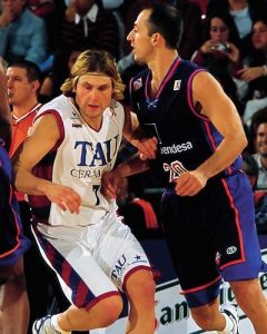 Polaris World Murcia confirma los fichajes de Pedro Robles y Rod Sellers