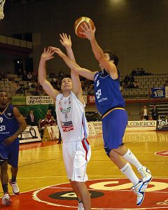 El base  Dani del Castillo también  se incorpora al proyecto Raventós