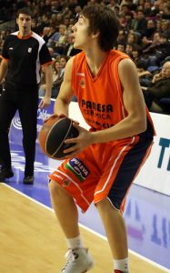 Los chicos de fuera no pueden jugar