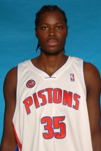 Cheikh Samb busca su sitio en la ACB