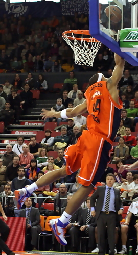 El CAI oficializa el fichaje de Garcés