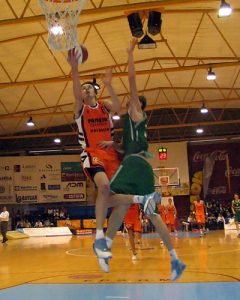 Tomasz Kesicki,  un ex Pamesa de 2´12 para el Vive Menorca