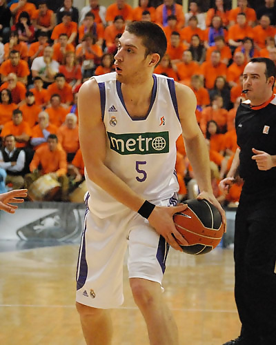 Pelekanos encuentra acomodo en el Olympiacos