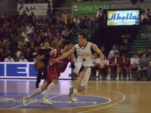 El CB Granada no espera más a Pecile