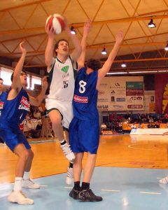 El CB Clínicas Rincon Axarquía presenta su proyecto de LEB2