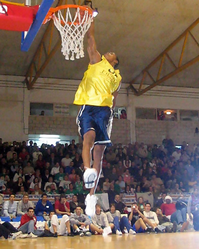 Cambio de hora en rueda de prensa y guía completa TBCA