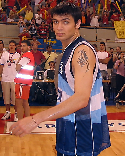 Duras declaraciones de Carlos Delfino contra Larry Brown y los Pistons al no ser elegido para playoff