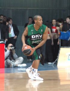 DKV jugará final tras imponerse al Real Madrid en un partido espectacular