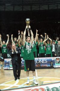 En la pizarra ACB de Mariano Arasa: análisis del DKV-Akasvayu