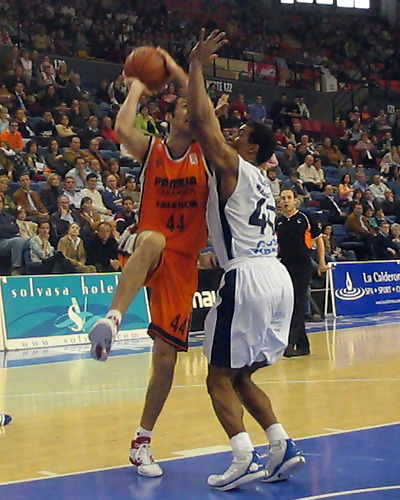 Antoine Rigaudeau: Necesitamos recuperar la alegría para jugar bien