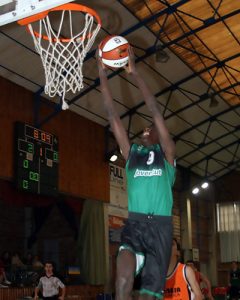 El Pamesa se impone al Joventut en el I Torneo Cadete Viajes Iberia CB Sant Josep