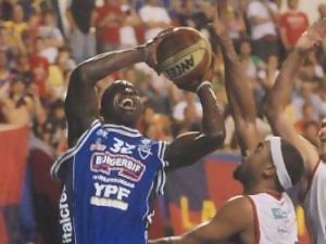 Kim Adams ficha por Alimentos de Palencia