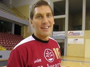 Entrevista: ¿Debió (debe) ser Brett Beeson Oro?