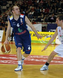 Caja Rioja renueva a su director de juego