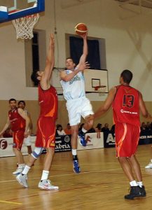 Chris McNaughton cierra el juego interior de Palencia