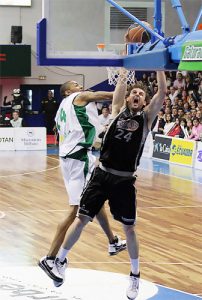 El brillo de Huertas saca de la oscuridad a iurbentia Bilbao Basket