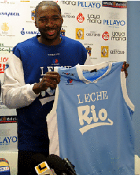 DeSean Hadley presentado como jugador del Leche Río Breogán