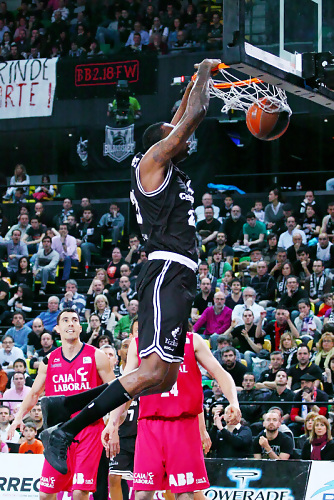 Barcelona Regal baraja la opción de D’or Fischer para cerrar su juego interior