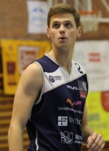 Adecco Plata. Los protagonistas de diciembre: MVP (repite Will Hanley), entrenador (Guillermo Arenas), Quinteto Ideal y otros jugadores destacados (incluye comentarios exclusivos de los elegidos)