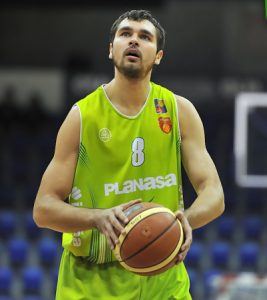 Planasa Navarra corta a Vaidotas Volkus