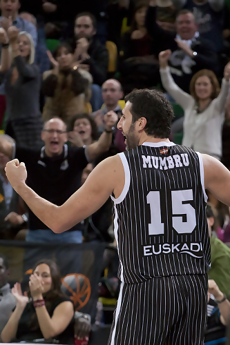 Mumbrú: “Aquí te retiran cuando aún tienes mucho baloncesto”
