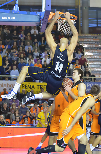 Escandalosa derrota del Fuenlabrada ante un Herbalife Gran Canaria de récord (66-99)