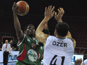 Liga Turca (J17): Besiktas, a la baja. Miha Zupan, MVP. La profesionalidad de Omar Sneed