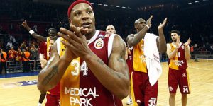 David Hawkins sancionado ¡cuatro años!; Galatasaray rescinde su millonario contrato