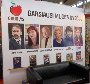 Otras Ligas: Plaza presenta en Vilnius “Las mantas de Angelina”; Berzins, triple-doble